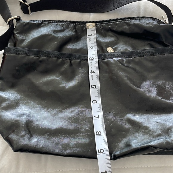 LESPORSAC BLACK GLOSS CROSSBODY - Picture 8 of 9